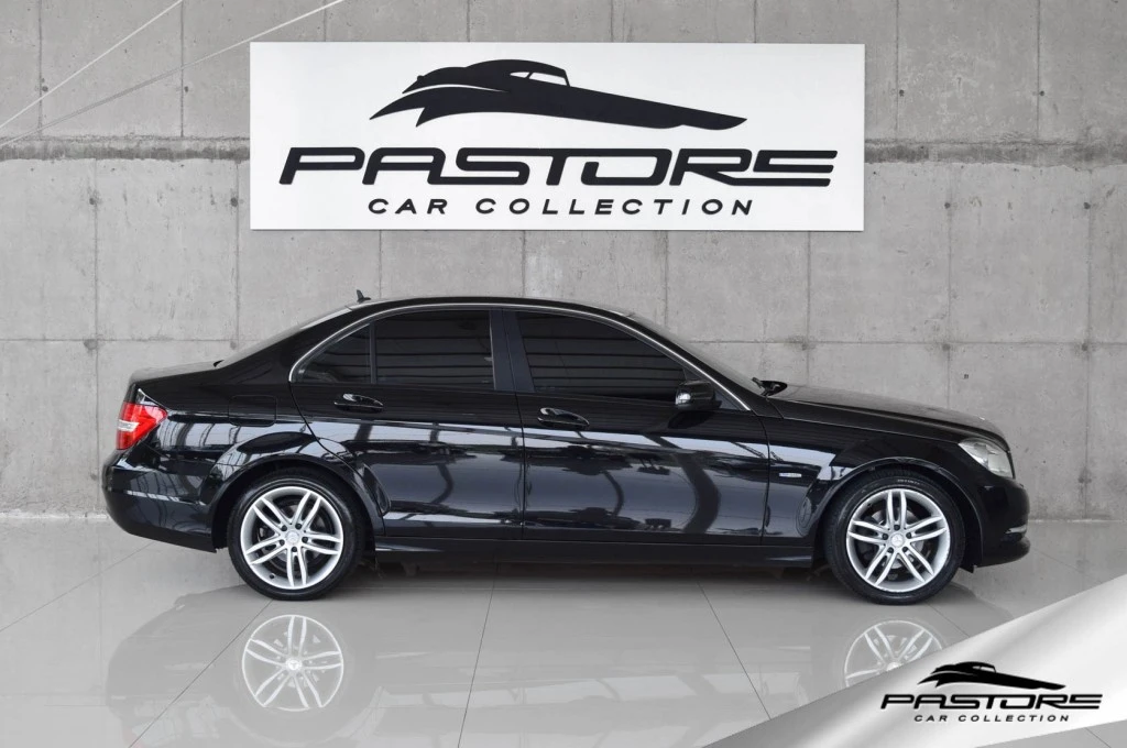 Mercedes-Benz C180 CGI Classic