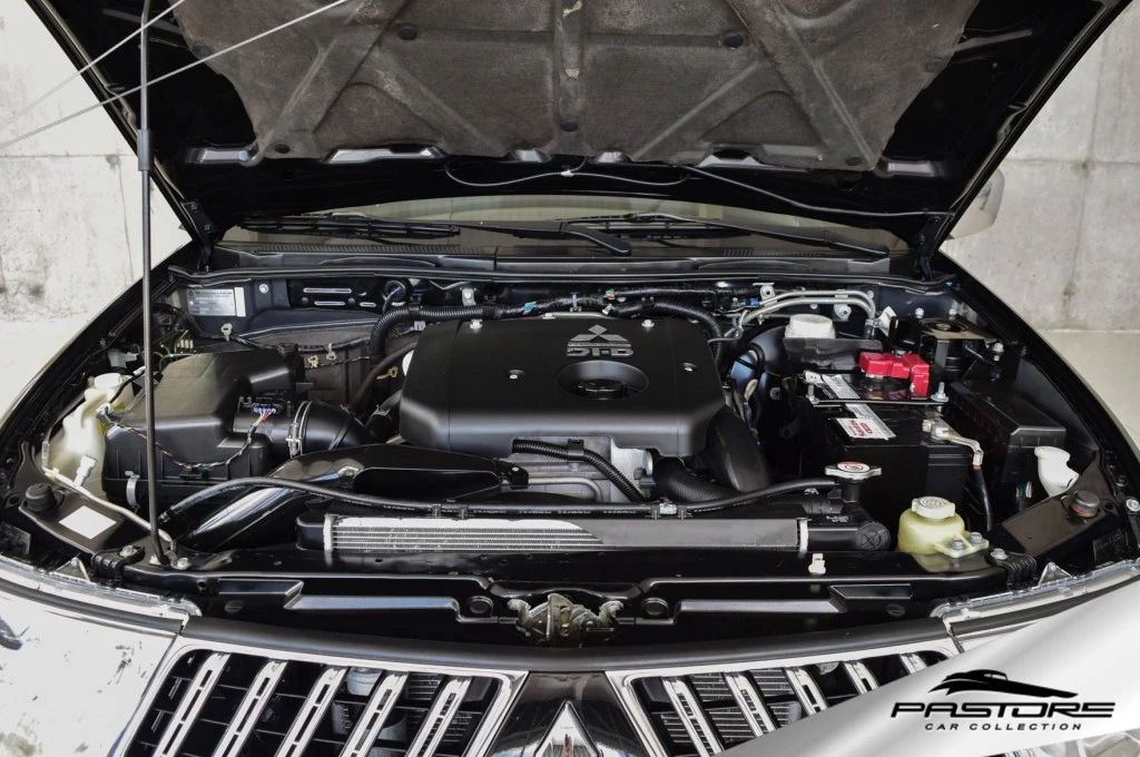 Mitsubishi Pajero Dakar HPE Diesel