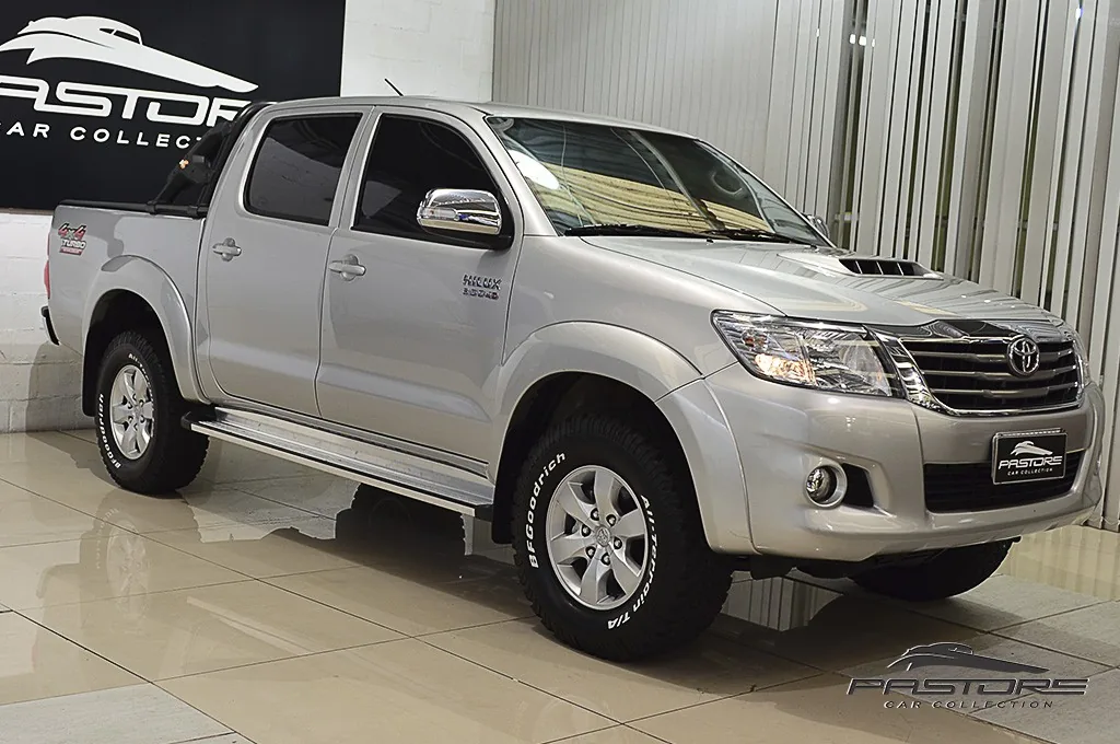 Toyota Hilux CD 4X4 SRV AT