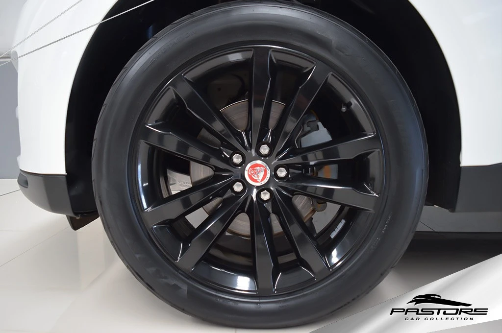 Jaguar F-Pace Prestige 2.0