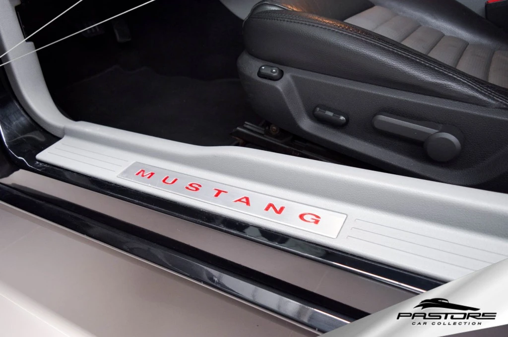 Ford Mustang GT V8 Procharger