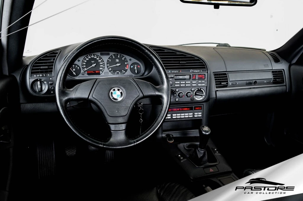 BMW 325 iM Coupe