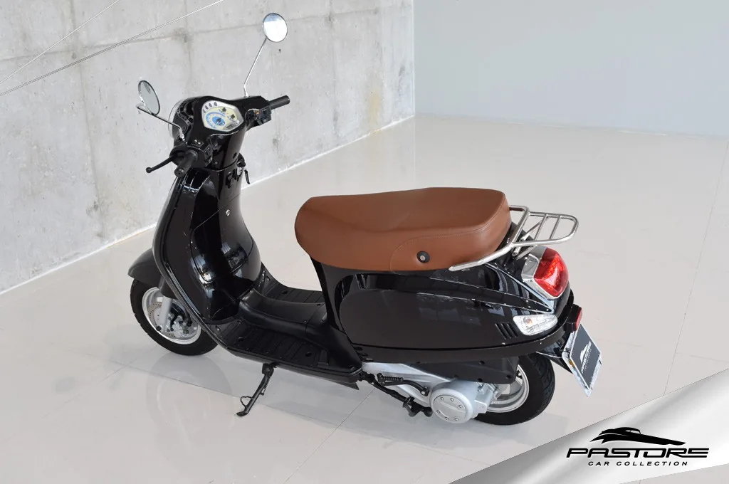 Benzhou Scooter Collection YY150 T