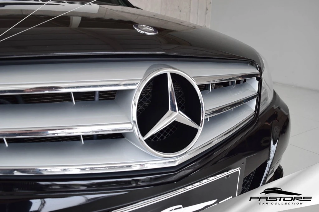 Mercedes-Benz C180 CGI Classic