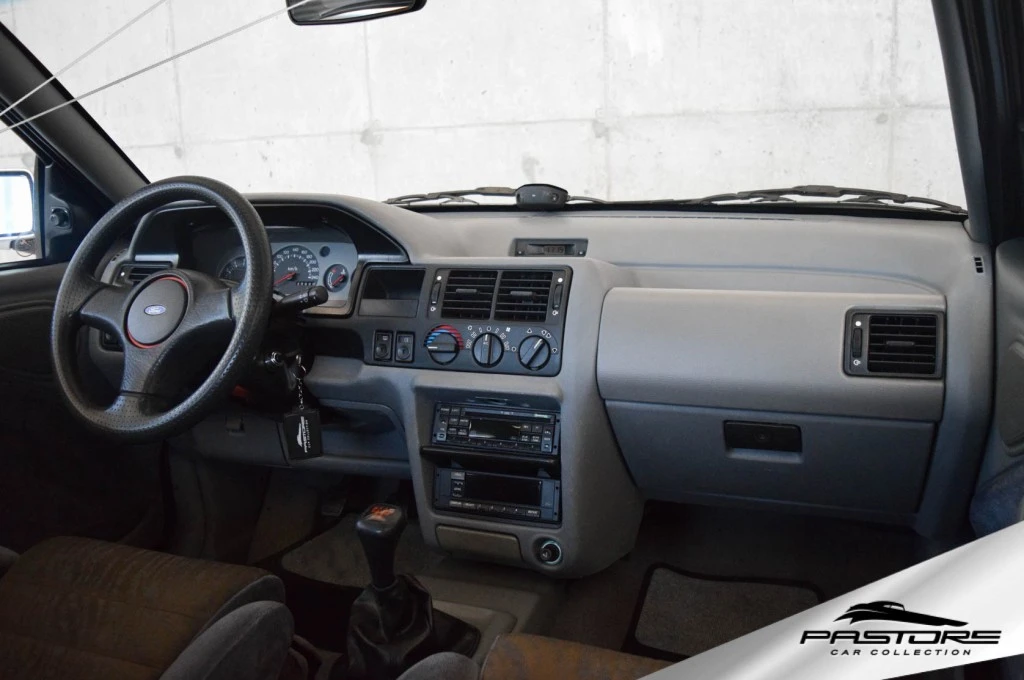 Ford Escort XR3 2.0i