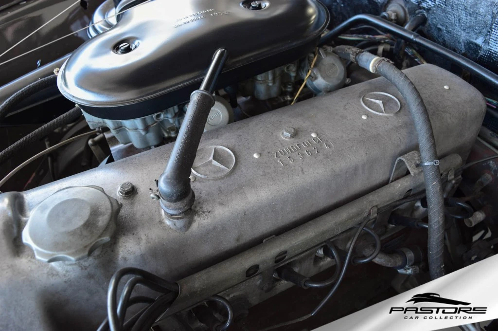 Mercedes-Benz 220 Sb