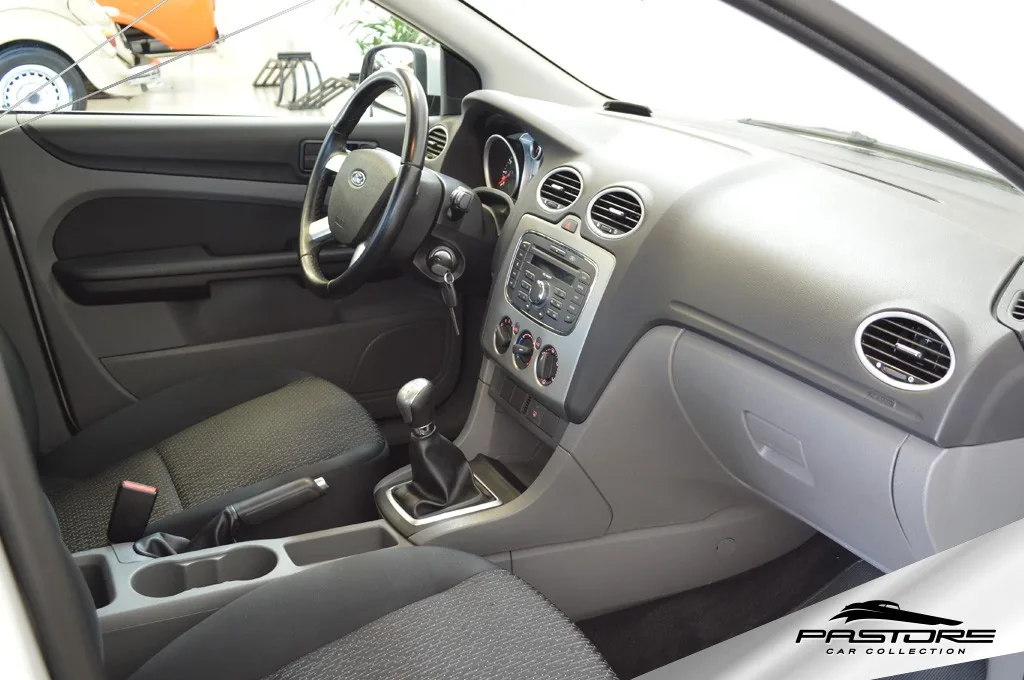 Ford Focus GL 1.6