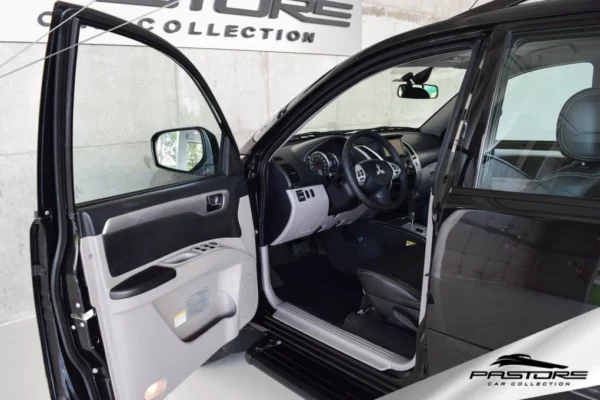 Mitsubishi Pajero Dakar HPE Diesel