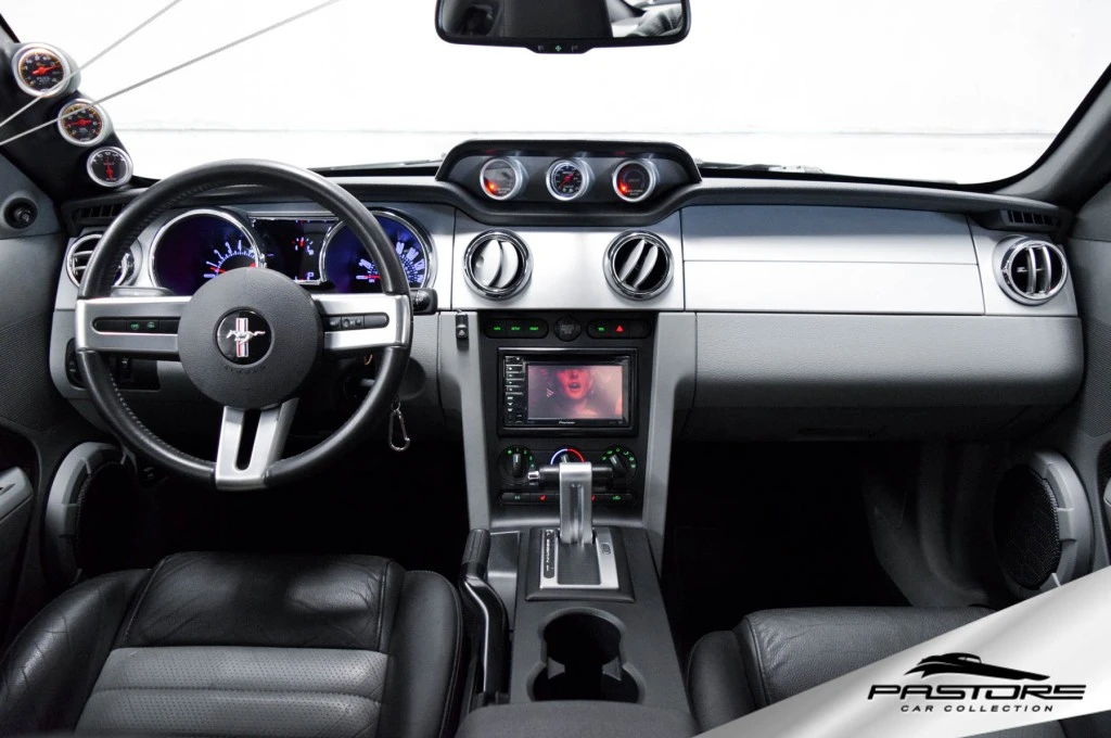 Ford Mustang GT V8 Procharger