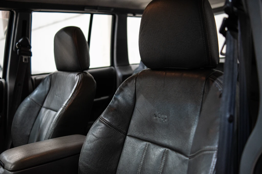 Jeep Jeep Cherokee Sport