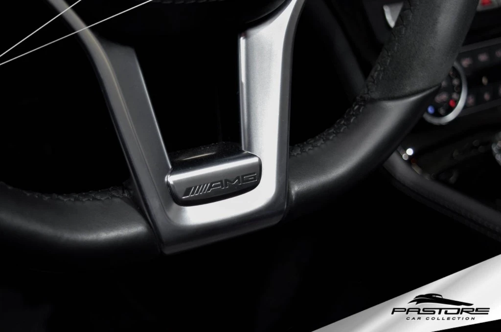 Mercedes-Benz SL63 AMG