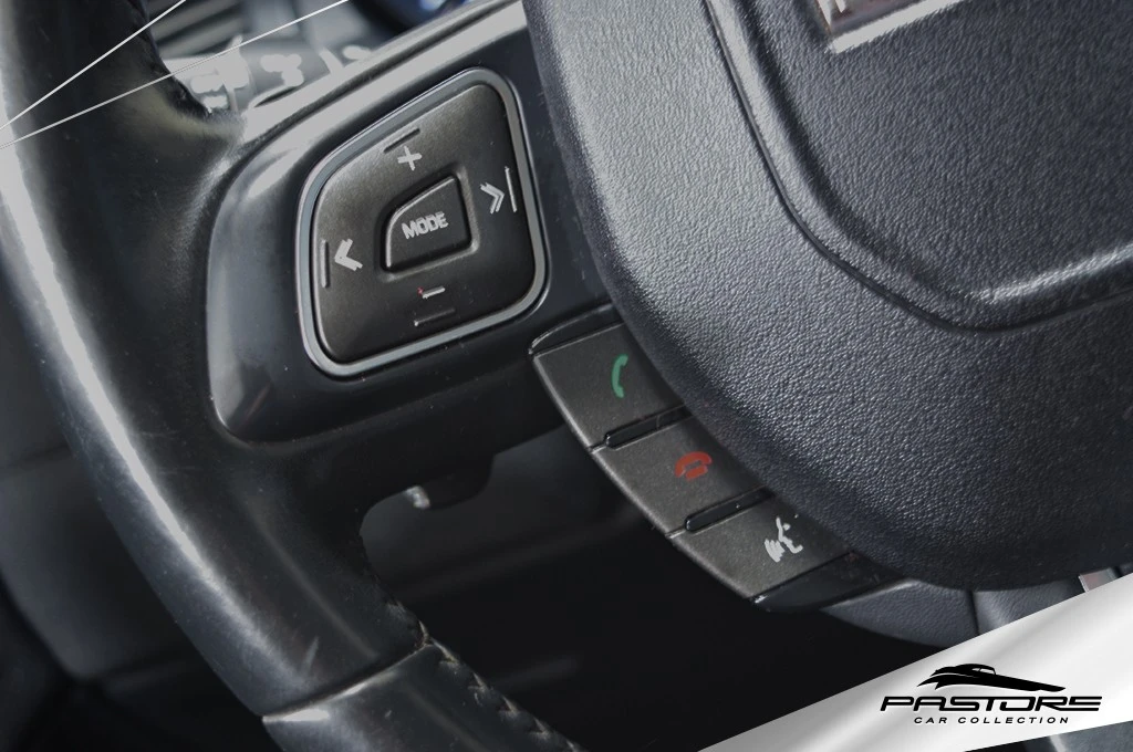 Land Rover LR Evoque SE 2.2 SD4