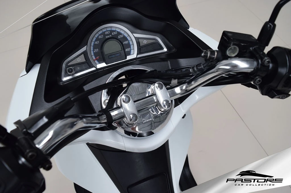Honda PCX 150 DLX
