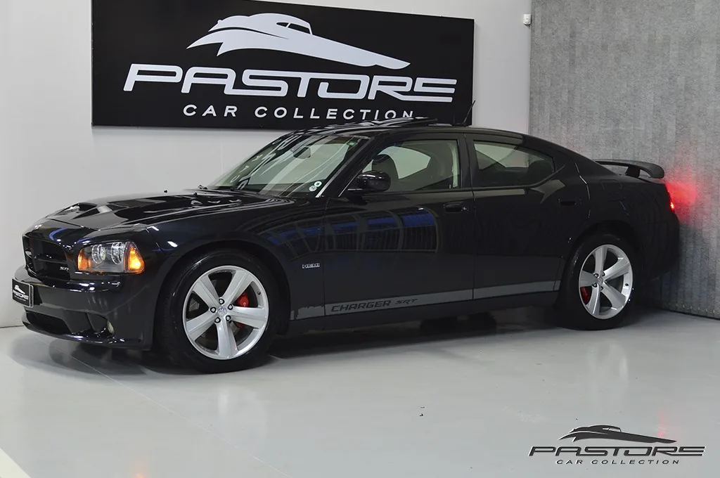 Dodge Charger SRT8