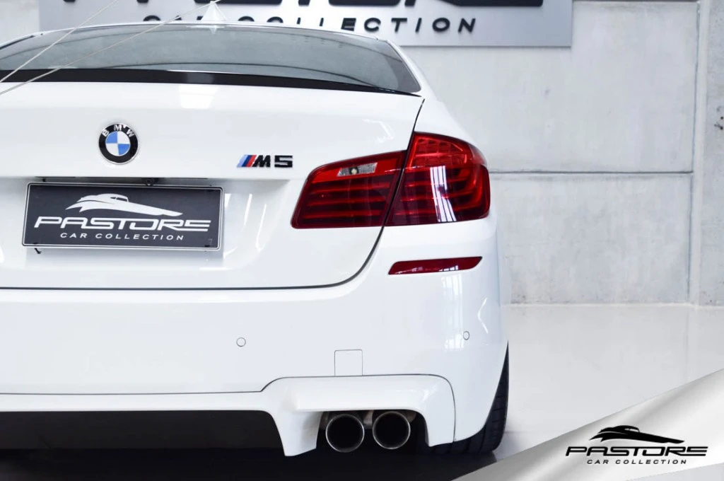 BMW M5 F10