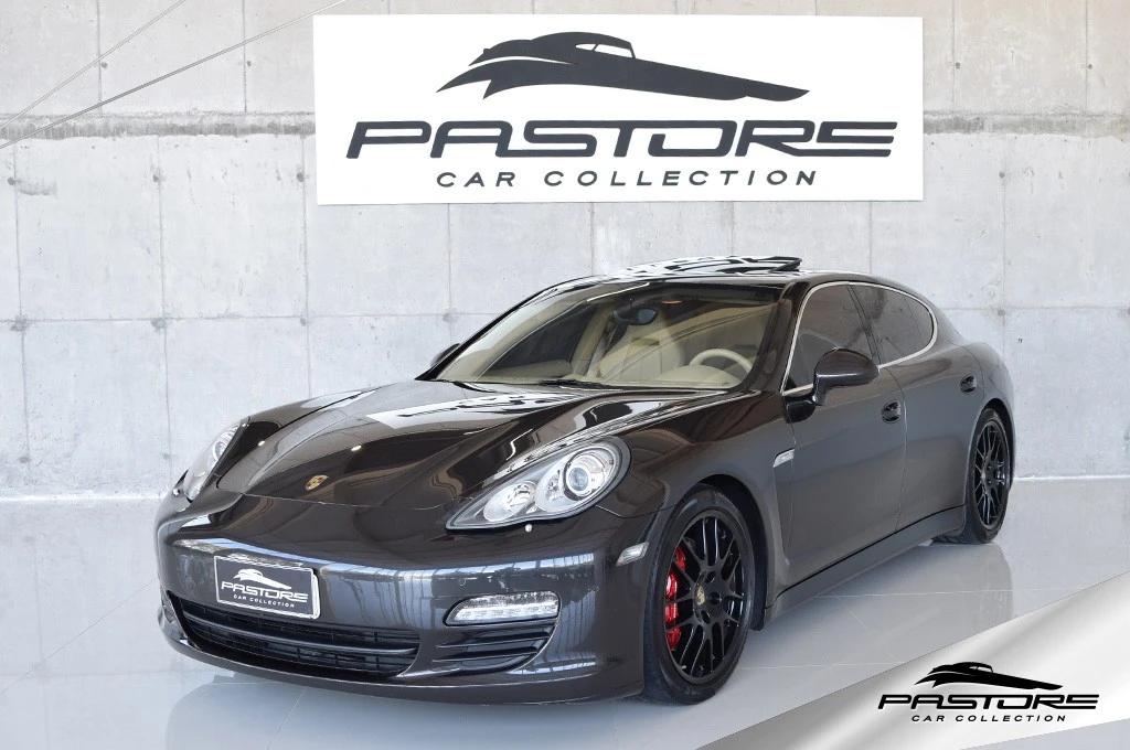 Porsche Panamera 4S 4.8 V8