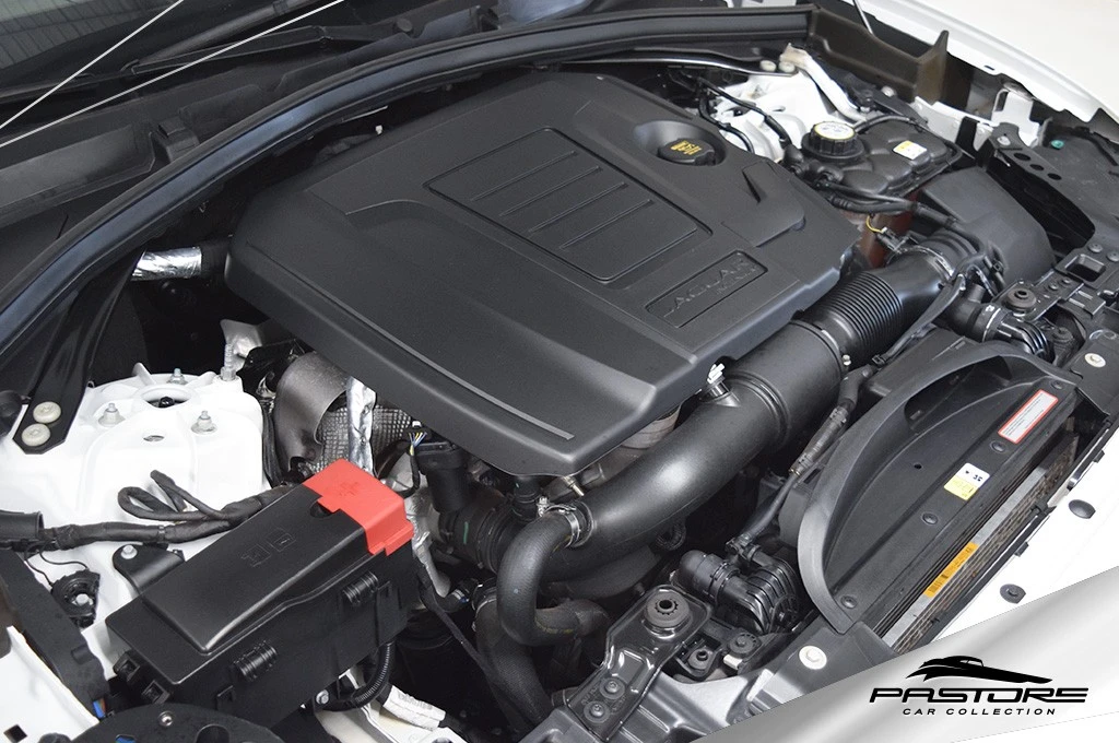 Jaguar F-Pace Prestige 2.0