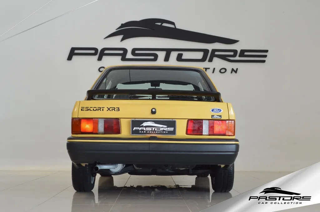 Ford Escort XR3