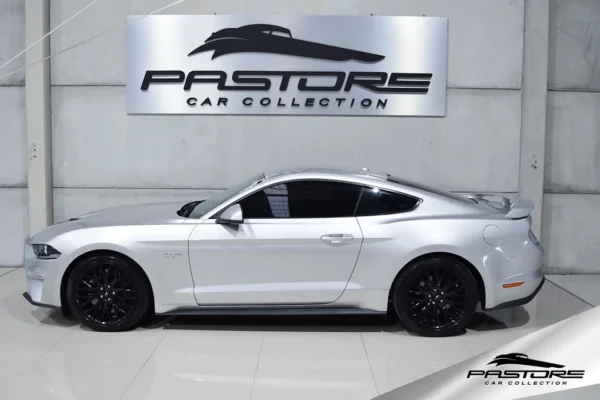 Ford Mustang GT Premium 5.0 V8