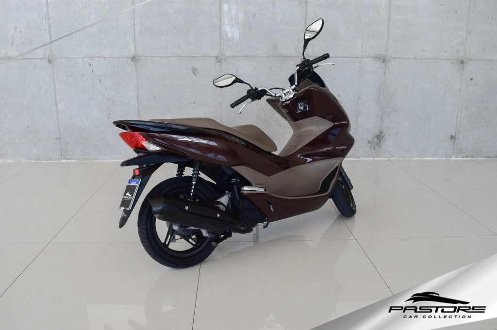 Honda PCX 150 DLX