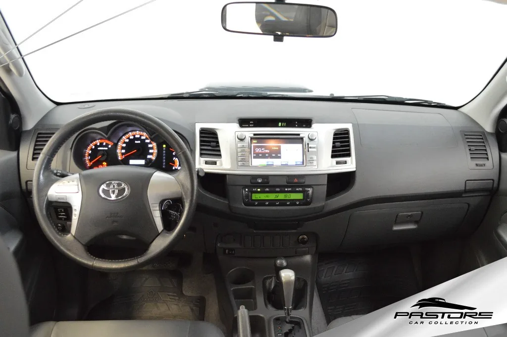 Toyota Hilux CD SRV 3.0 TDI 4x4