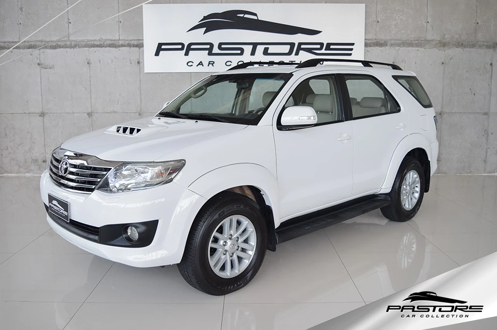 Toyota Hilux SW4 SRV 3.0 D-4D AT