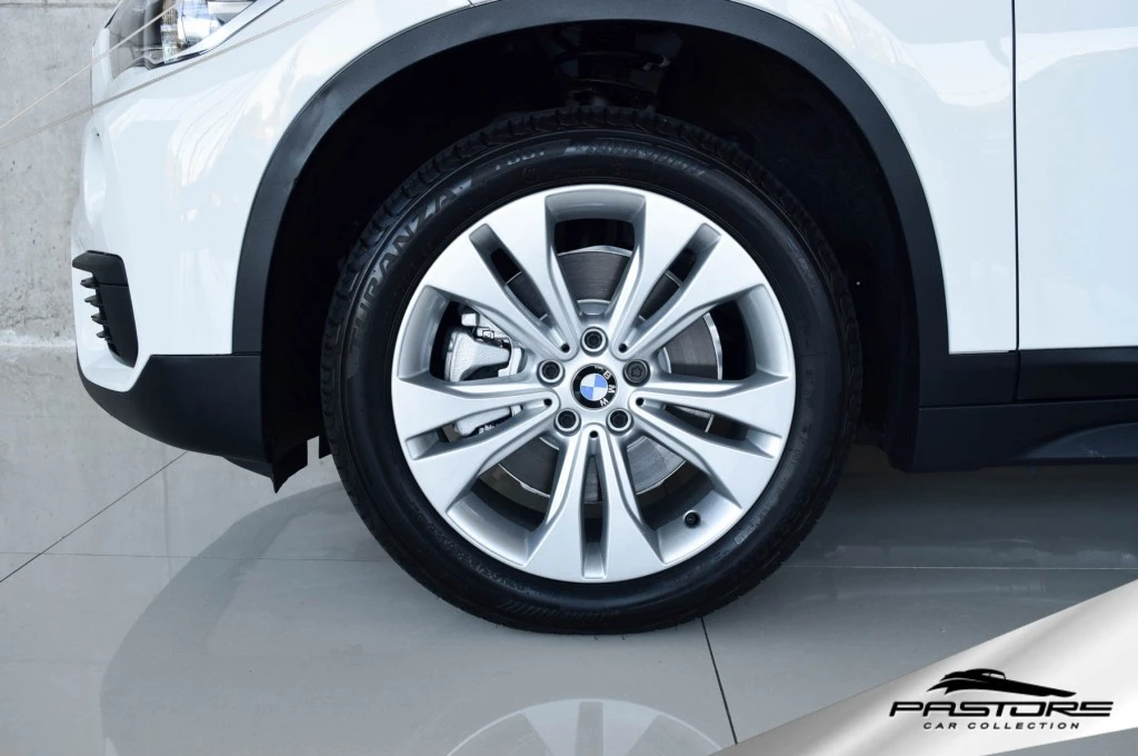 BMW X1 sDrive 20i Turbo