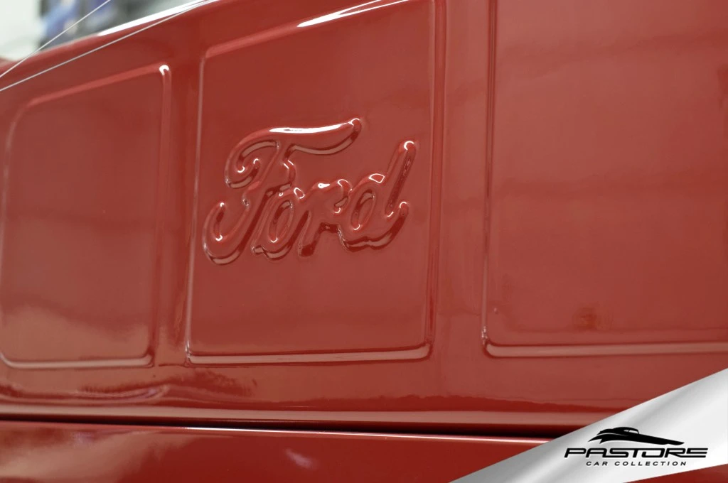 Ford F-1 Pick Up
