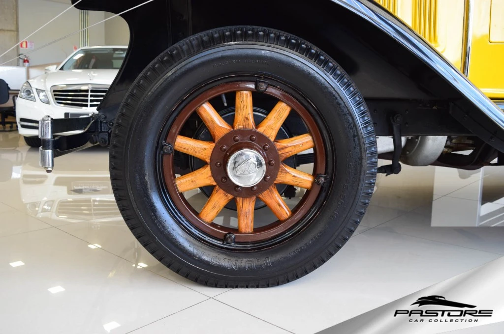 Oakland All American Six Phaeton