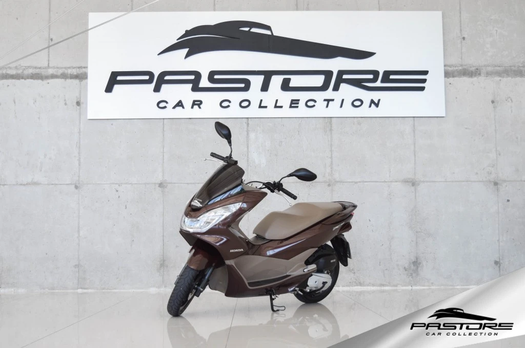 Honda PCX 150 DLX