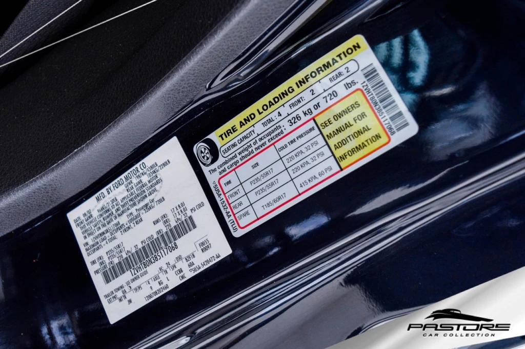 Ford Mustang Coupe V6