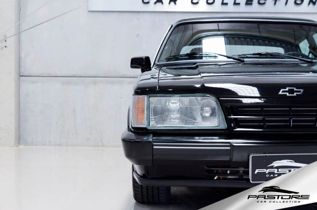 GM Opala Diplomata SE