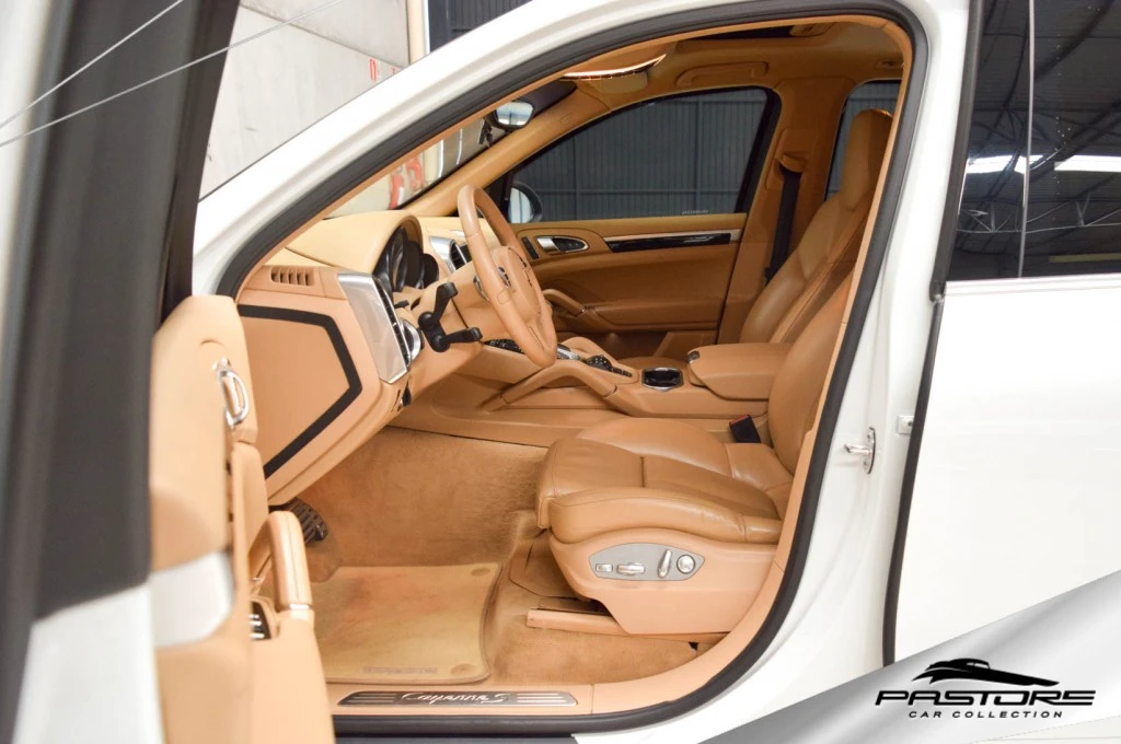 Porsche Cayenne S 4.8 V8