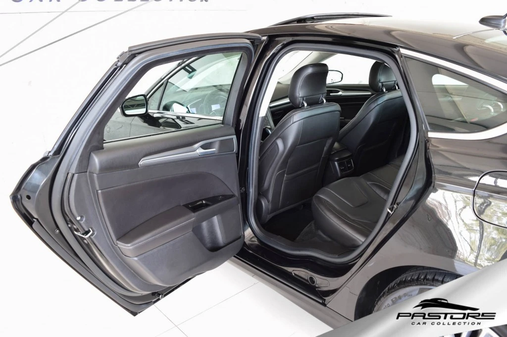 Ford Fusion Titanium AWD