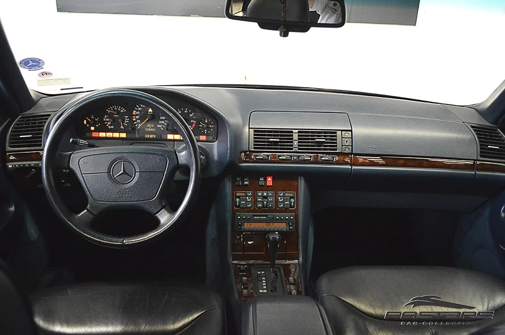 Mercedes-Benz S500 Sedan