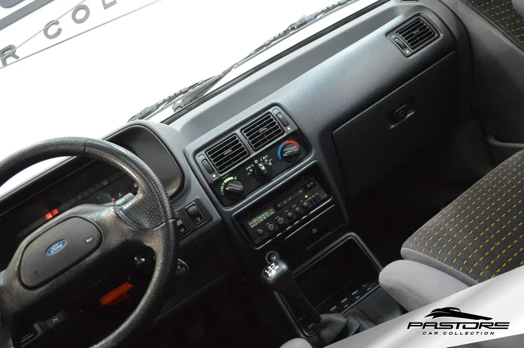 Ford Escort XR3