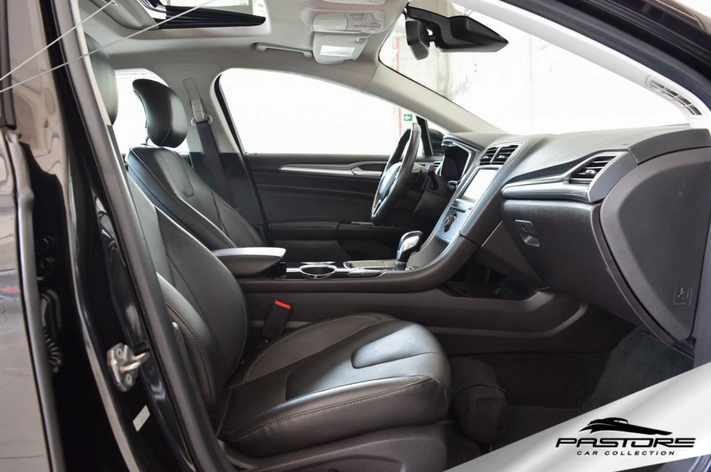 Ford Fusion Titanium AWD