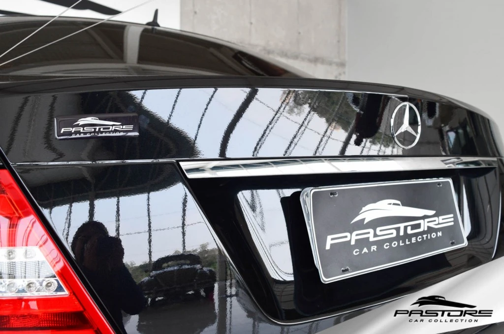 Mercedes-Benz C180 CGI Classic