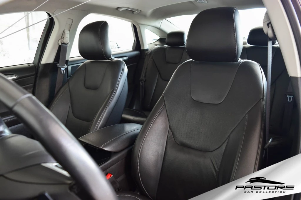 Ford Fusion Titanium AWD