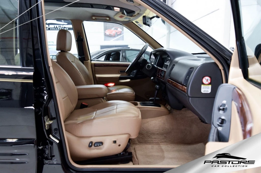 Jeep Grand Cherokee Limited V8 4×4