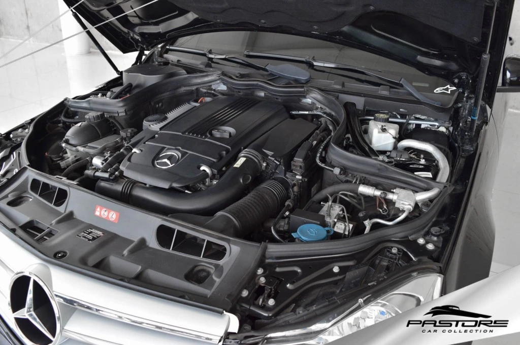 Mercedes-Benz C180 CGI Classic