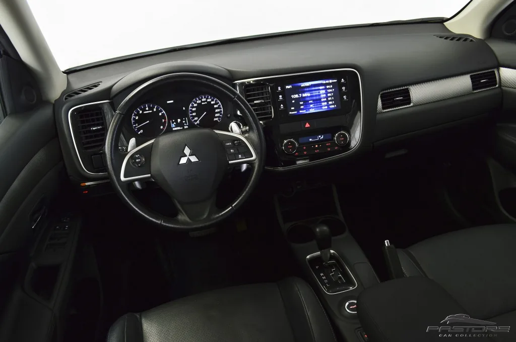 Mitsubishi All New Outlander GT