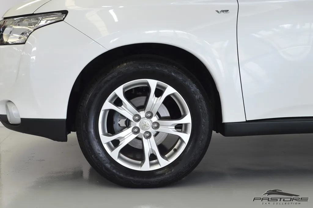Mitsubishi All New Outlander GT