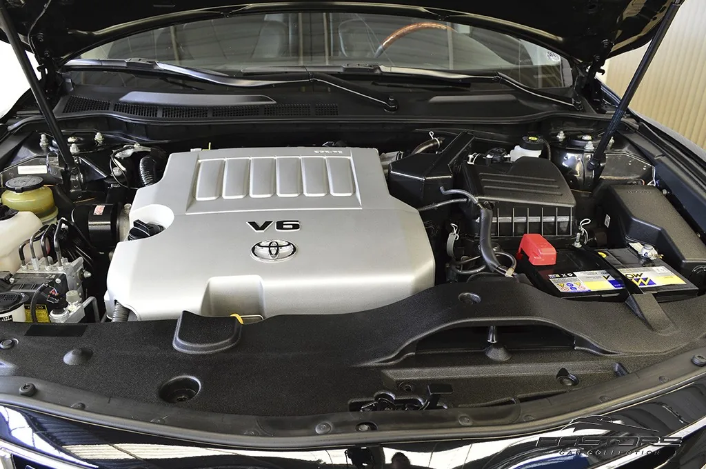 Toyota Camry XLE V6