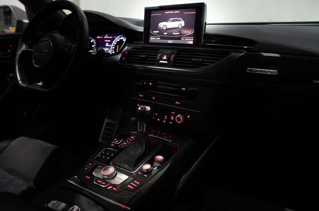 Audi AUDI RS 6 AVANT