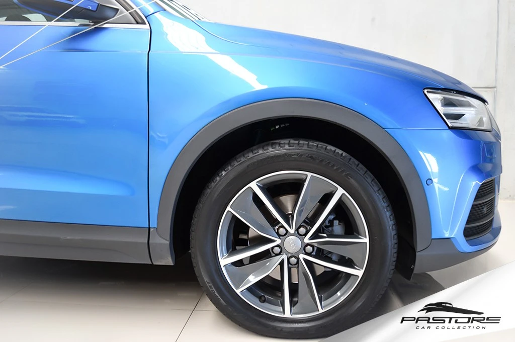 Audi Q3 Ambiente 2.0 TFSi Quattro