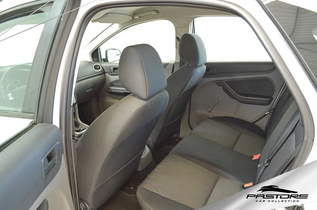 Ford Focus GL 1.6