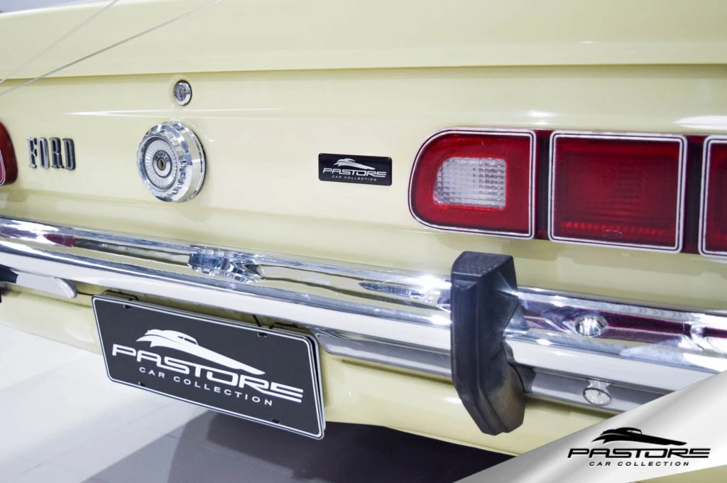 Ford Maverick Super V8