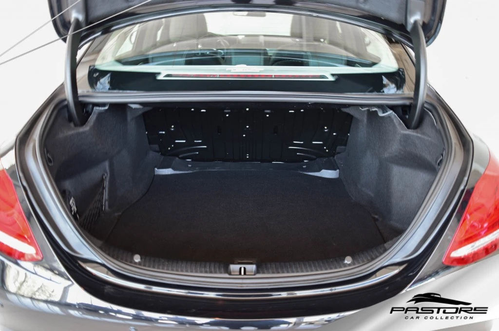 Mercedes-Benz C180 FF Avantgarde