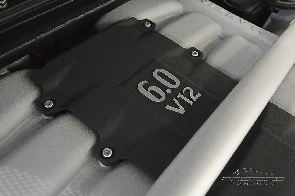 Aston Martin DB9 6.0 V12